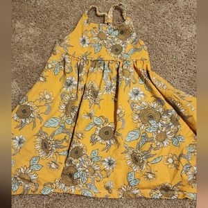 Very pretty sunflower dress size 2T